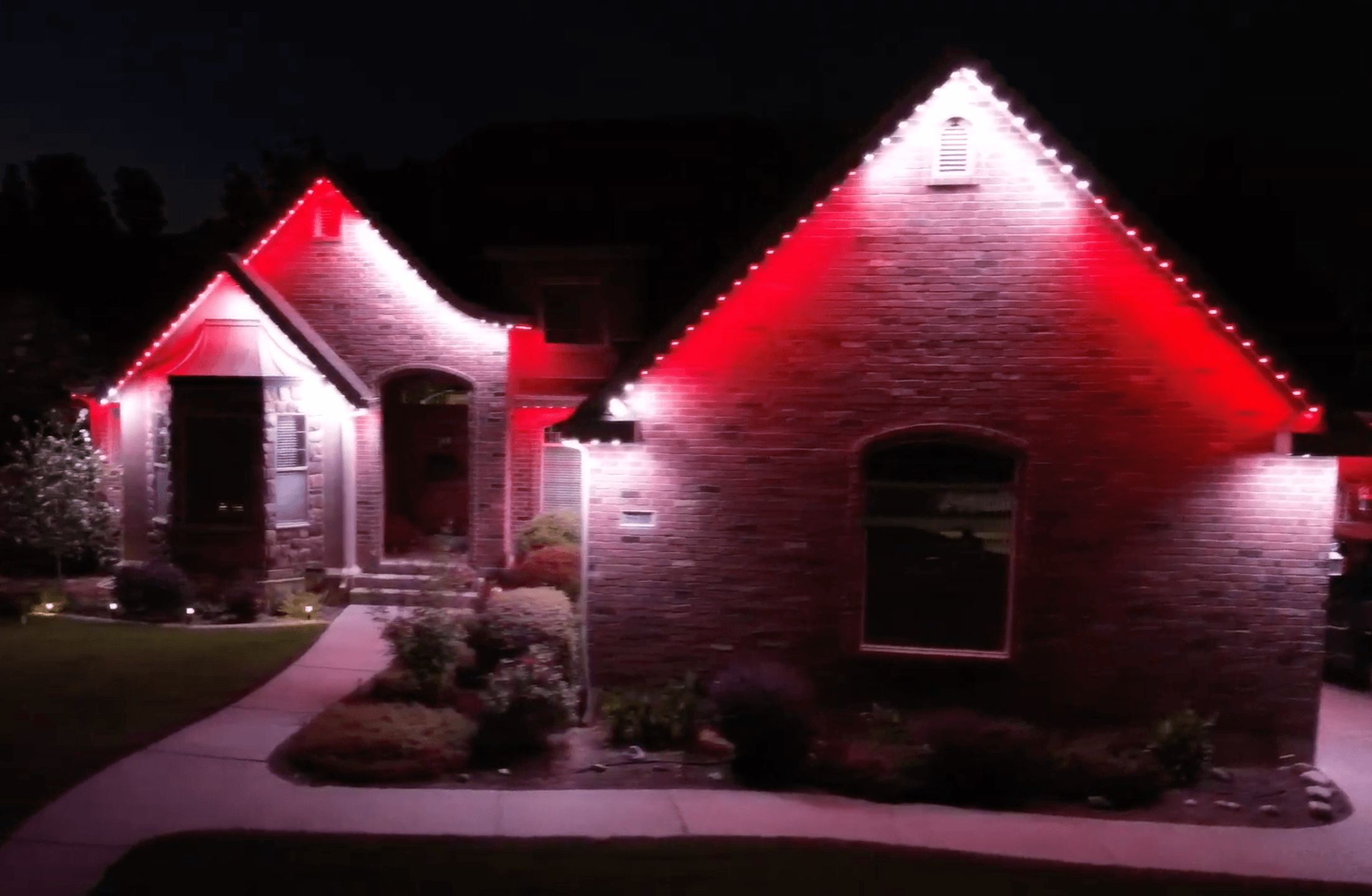 Music sync holiday lighting display, a TruLight network installation